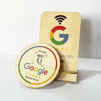 Plaques d'autocollant en bois RFID étanches NFC programmables Plaque en bois ronde pour carte de visite hôtel Snap TikTok Insta Google Review
