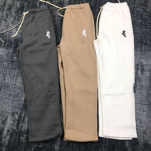 กางเกงสเวตแพนท์คลาสสิกแบบยูนิเซ็กซ์ - กางเกงทรงหลวม/ขาตรงสไตล์วินเทจสตรีทแวร์  รับสกรีนโลโก้ - Product Image 4