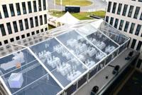 Tente de réception extérieure personnalisée en PVC, résistante aux UV, quatre saisons, extensible, pour mariages, événements et salons professionnels, avec capacité de charge de neige et de neige épaisse