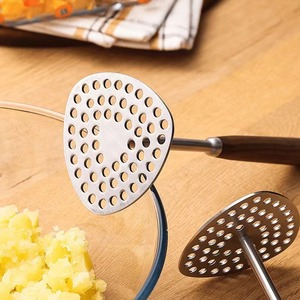Triturador de Patatas de Acero Inoxidable con Mango de Madera, Triturador Manual de Alimentos, Triturador de Frutas y Verduras, Utensilio de Cocina, Prensa para Alimentos de Bebé - Product Image 4