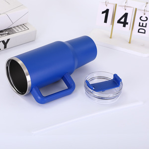 Vaso Térmico Quencher H2.0 con Asa y Pajita, 40oz, Compatible para Viajes |   Vaso Aislado de Acero Inoxidable |   Libre de BPA - Product Image 5