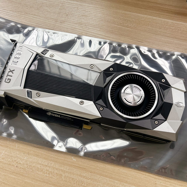 GTX 1080 Ti 11GB (Reference Model / "Titan-style" Shroud / Logo LED) Great for PUBG & Black Myth: Wukong