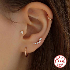Orecchini a perno in Argento Sterling S925 con petali semplici e design a occhio di cavallo, piercing per l'osso dell'orecchio, stile personalizzato - Product Image 4