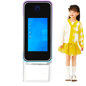 Cabina de Fotos con Espejo, Software de Edición Avanzado y Accesorios Digitales - Crea Recuerdos Divertidos al Instante - Product Image 1