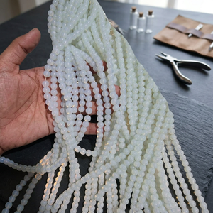 Perles d'Opale Blanche Naturelle en Vrac, Perles Rondes Simili-Verre, Perles de Graines Polies pour la Fabrication de Bijoux - Product Image 5