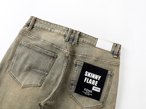 Jean évasé stretch KDNK, coupe skinny, noir délavé, imprimé graphique étoile, style bootcut empilé, pantalon en denim pour homme, streetwear décontracté - Product Image 4