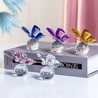 Vente en gros de papillons décoratifs en cristal K9 personnalisés, articles décoratifs exquis, décoration polie, souvenir de mariage féerique moderne, cadeau