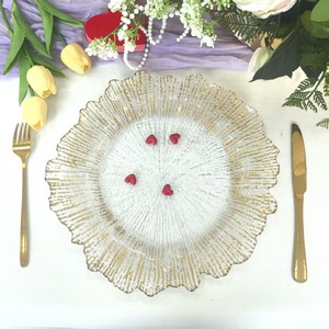 Assiettes de service de luxe transparentes à bords dorés, faites à la main, pour banquets de mariage, décoration rétro classique, personnalisables - Product Image 4