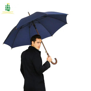LS FINE OCEAN Fournisseur Vente en gros J Manche en bois <span class=keywords><strong>Mini</strong></span> bâtons droits Logo personnalisé Parapluie en bois <span class=keywords><strong>Pluie</strong></span> Contrôle manuel Guarda Chuva - Product Image 1