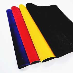 Tapis de jeu de haute qualité, tapis en velours épaissi, accessoire de magie pour poker, tapis de table, tours de cartes, pièces de monnaie. KingMagic - Product Image 2