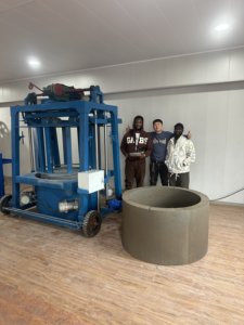 Macchina per il tubo di cemento per la qualità del prodotto di qualità Versatile macchina per la formatura di pozzi per diverse forme - Product Image 6