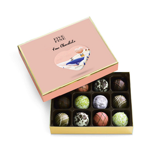 Boîte à chocolat rectangulaire de luxe en carton rigide avec gaufrage, emballage alimentaire fait main de qualité supérieure - Product Image 4