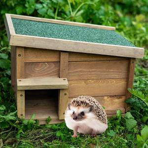 Maison de hérisson en bois massif en bois naturel avec toit en feutre et fermeture à bouton Cage pour animaux de compagnie - Product Image 3