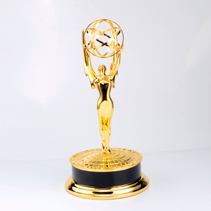 Médailles et trophées sportifs en métal galvanisé plaqué or vierge personnalisé à bas prix avec emballage en boîte vente en gros - Product Image 4