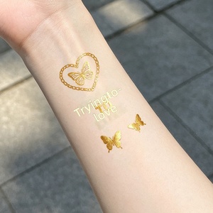Adesivi per Tatuaggi Temporanei con Foglia d'Oro, Design di Lusso con Farfalle, Stelle e Cuori, Impermeabili, per Polso, Ideali per Eventi Musicali - Product Image 2