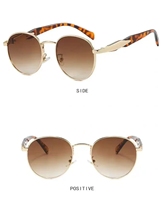 2025 nuevas gafas de sol femeninas Ins Street Shooting en línea celebridad marco ovalado gafas de sol de Metal tendencia transfronteriza gafas Retro