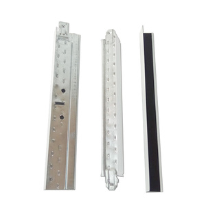 Composants <span class=keywords><strong>de</strong></span> grille en T en acier inoxydable <span class=keywords><strong>de</strong></span> bonne qualité, résistants à la corrosion, légers, pour plafonds suspendus, dalles <span class=keywords><strong>de</strong></span> plafond, profilés <span class=keywords><strong>de</strong></span> peinture - Product Image 5