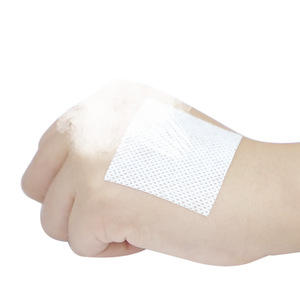 Medical adhesive <b>tape</b>, non-woven fabric, spunlace fabric, Yabao breathable adhesive <b>tape</b>, Sanfu Sanjiu dressing roll - Product Image 2