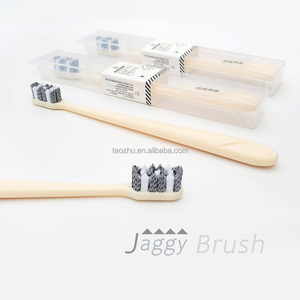 Brosse à <span class=keywords><strong>dents</strong></span> <span class=keywords><strong>de</strong></span> nettoyage efficace à poils dentelés avec poils souples et poils moyens - Product Image 6