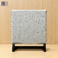 Dalles de terrazzo artificiel épaisses sur mesure, revêtement de sol en terrazzo moderne pour hôtels, grandes villas et projets d'escaliers