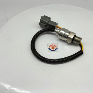 Sensor de Presión de Alta Calidad D155AX-5 D475A-3 D475A-3-SC 7861-92-1610 para Excavadora PC200-6 PC220-6 PC300-6 - Product Image 3