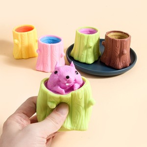 ของเล่นบีบคลายเครียดรูปกบกระรอกกระต่ายน่ารัก - Product Image 2