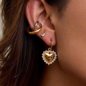 Pendientes de Aro en Forma de Corazón, Chapados en Oro, con Diseño de Cristal y Amor, para Regalo - Product Image 2