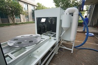 Cabine de sablage automatique avec porte et plateau tournant automatiques pour pièces lourdes