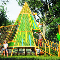 Tour d'escalade pour enfants en forme de cône sur le thème de la forêt, équipement de jeu extérieur avec pont en corde et toboggan