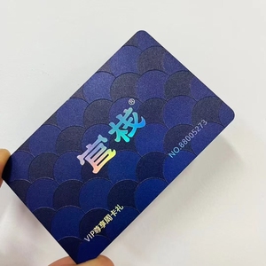 Tùy chỉnh chất lượng cao thép không gỉ kinh doanh kim loại VIP thẻ vàng thời trang chủ đề dập nổi thiết kế Thẻ quà tặng - Product Image 3