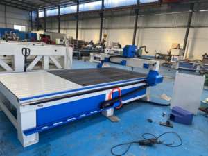 Machine à bois CNC, machine de fraisage de bois 3D, machine de gravure CNC pour MDF, aluminium, Alucobond, PVC - Product Image 5