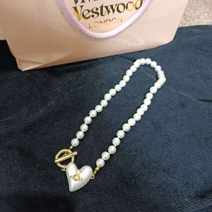 Western Queen Mother Vivienne New Big Love Faux Pearl Rhodium Plated White Strand Necklace Women European American Personality - Product Image 4