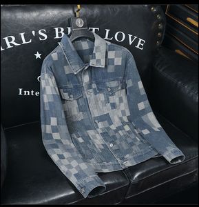 Veste en <span class=keywords><strong>jean</strong></span> délavé et vieilli à imprimé intégral <span class=keywords><strong>Louis</strong></span> Pixel Damier pour homme, style streetwear, avec revers et poches, manteau extérieur en <span class=keywords><strong>jean</strong></span> - Product Image 4