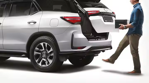 Cảm biến mở cốp xe điện tự động Universal Liush, mở cốp bằng chân, cảm biến đá chân, dùng được cho tất cả các loại xe, rảnh tay - Product Image 6