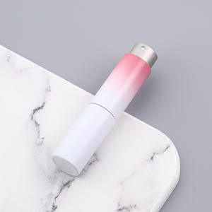 Atomizador de Perfume Portátil de Vidrio con Pulverizador, Recargable, de Lujo, de 8 ml, con Logotipo Personalizado, Color Degradado, para Viaje - Product Image 4