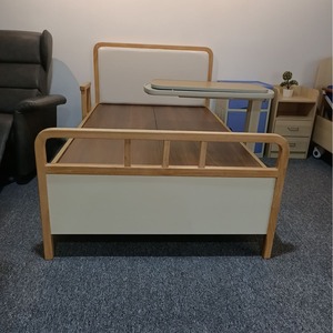 Lit d'hôpital Ke Ming en bois massif, lit électrique à bascule simple pour les soins aux personnes âgées, usage domestique - Product Image 2