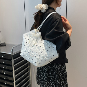<span class=keywords><strong>Sac</strong></span> <span class=keywords><strong>fourre</strong></span>-<span class=keywords><strong>tout</strong></span> imprimé grande capacité pour <span class=keywords><strong>femme</strong></span>, collection été 2026, avec nœud décoratif en dentelle, <span class=keywords><strong>sac</strong></span> à main en cuir PU, <span class=keywords><strong>sac</strong></span> à bandoulière - Product Image 3