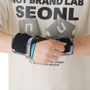 2025 фитнес, оптовая продажа, накидка на запястье с подкладкой, аниме, с логотипом на заказ, обертки для спортзала, с петлей для большого пальца, для пауэрлифтинга - Product Image 5