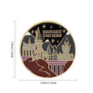 Spilla in Lega di Zinco 'HOGWARTS IS MY HOMES' con Alfabeto Inglese, Merchandising di Film e Serie TV, Stile Cartone Animato - Product Image 4