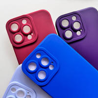 Coques de téléphone portable pour iPhone 16E 15 Pro Max 14 Plus 13 Mini 12 11 XR XS Coque en silicone TPU effet toucher mat Housse de protection pour téléphone portable