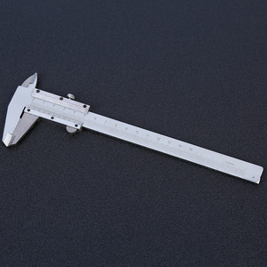 Calibrador Vernier de 150 mm, Acero al Carbono, Pantalla de Acero Inoxidable, Resolución de 0.02 mm, Grado Industrial, Tipo Abierto, Mecánico - Product Image 1
