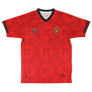 Maillot de football Healy, motif traditionnel rouge complexe avec col en V et tissu respirant de qualité supérieure, maillot de match de football - Product Image 1