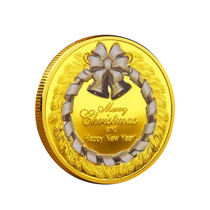 Pièces commémoratives de Noël personnalisées en alliage de zinc 3D traditionnel, avec impression UV, couronne plaquée or et argent en relief - Product Image 5