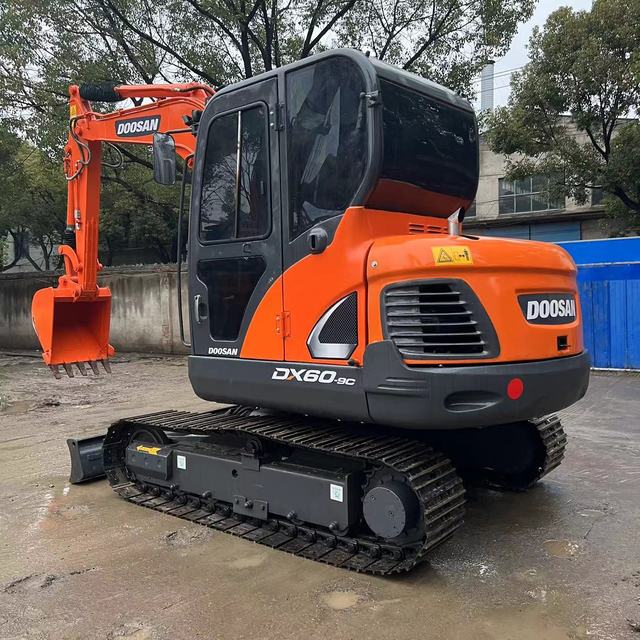 Used Excavator Doosan DX60 Excavators DX300 Heavy Equipment Earth-moving Machinery Doosan Dx60 Dx80 Dx75 Dx150 Dx225 for Sale