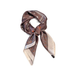 Écharpe en soie motif chat de dessin animé 70x70cm, foulard carré à imprimé animal mignon pour femme, accessoire de mode - Product Image 5