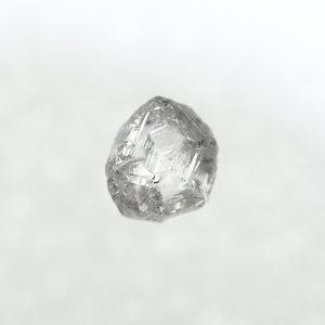 เพชรดิบธรรมชาติทรงเกลือและพริกไทย น้ำหนัก 1.12 กะรัต ขนาด 6.66 x 5.80 x 3.66 มม. สำหรับเครื่องประดับเพชรงานแต่งงาน - Product Image 3
