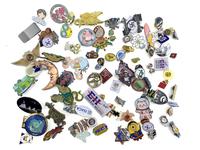 Broches et badges métalliques personnalisés, estampage à froid, laiton/alliage de zinc, plaqué or, argent, cuivre, formes personnalisées, pour chapeaux et vêtements