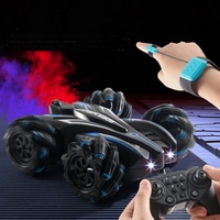 Coche RC de Acrobacias de Doble Cara 2.4G con Luces, Doble Pulverización, Alcance de 25m, Cable USB, Tracción a las Cuatro Ruedas, Acrobacias en Interiores y Exteriores, 4 Canales