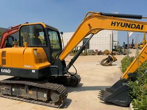 Excavatrice sur chenilles Hyundai R60VS d'occasion, mini-pelle de 6 tonnes, moteur et pompe testés et inspectés pour les travaux de construction municipale et de jardinage - Product Image 5
