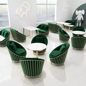 नॉर्डिक यूरोपीय लक्जरी आधुनिक अवकाश धातु सोफे भोजन कॉफी टेबल और कुर्सी सेट Mable गोल आकार चाय टेबल और कुर्सियों सेट